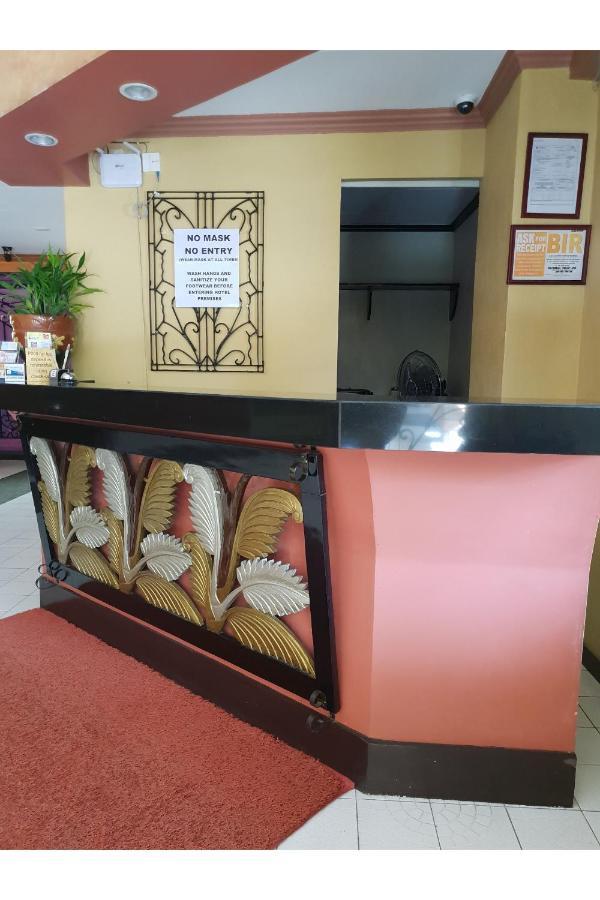 Saltimboca Tourist In Hotel Bacolod Eksteriør billede