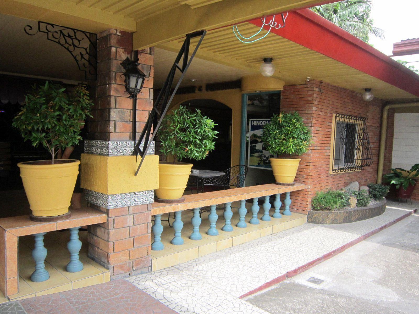 Saltimboca Tourist In Hotel Bacolod Eksteriør billede
